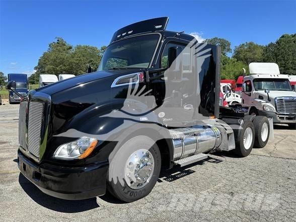 Kenworth T680 Tractor Units