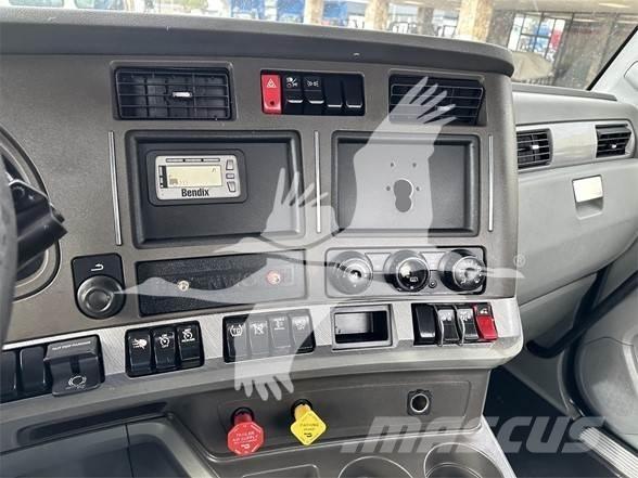 Kenworth T680 Tractor Units
