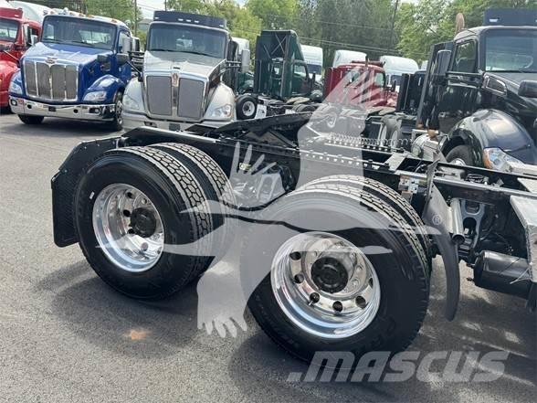 Kenworth T680 Tractor Units