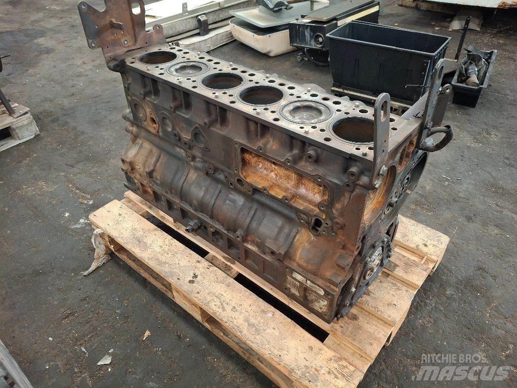 Mercedes-Benz 1843 Engines