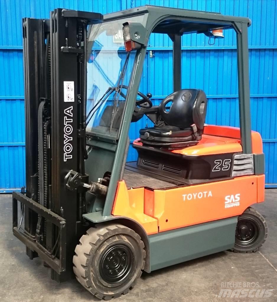 Toyota 7 FBMF 25 Electric forklift trucks