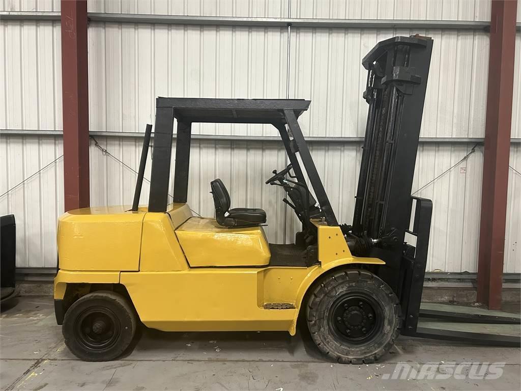 CAT DP50K Diesel trucks