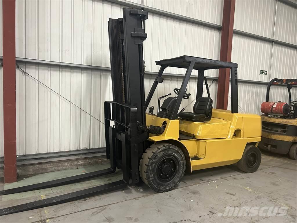 CAT DP50K Diesel trucks
