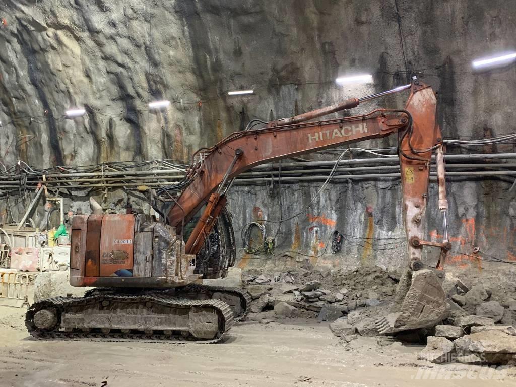 Hitachi ZX225US-5A Construction - Others