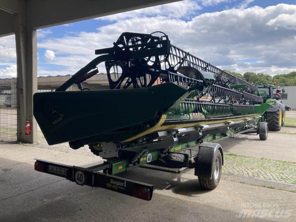 John Deere HD35X Harvester heads