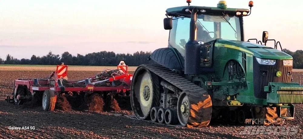 John Deere 8360 RT Tractors