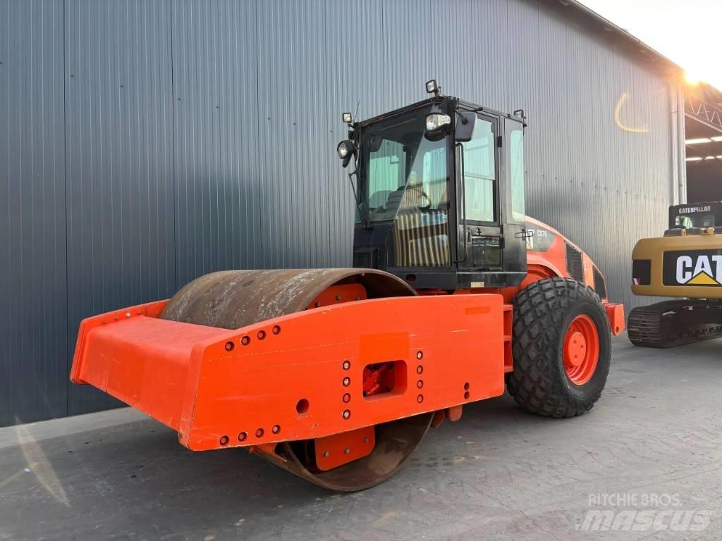 CAT CS76 XT Single drum rollers