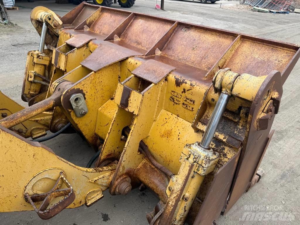 CAT 963 C Crawler loaders