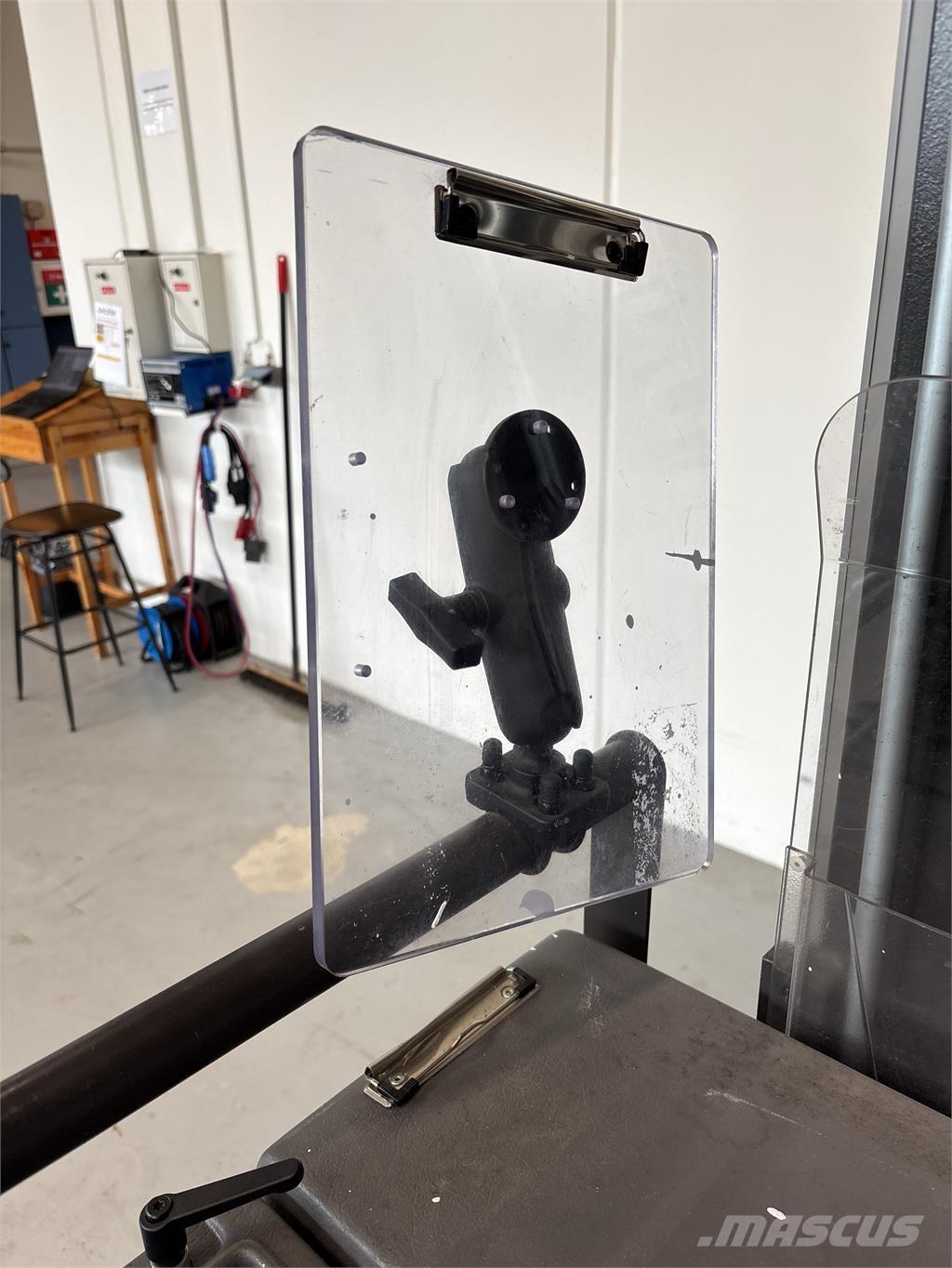 Atlet A160 Self propelled stackers