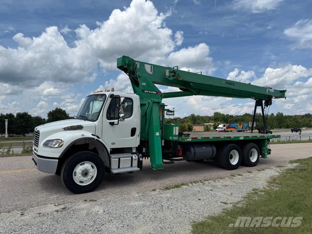 Freightliner M2 Tracked cranes