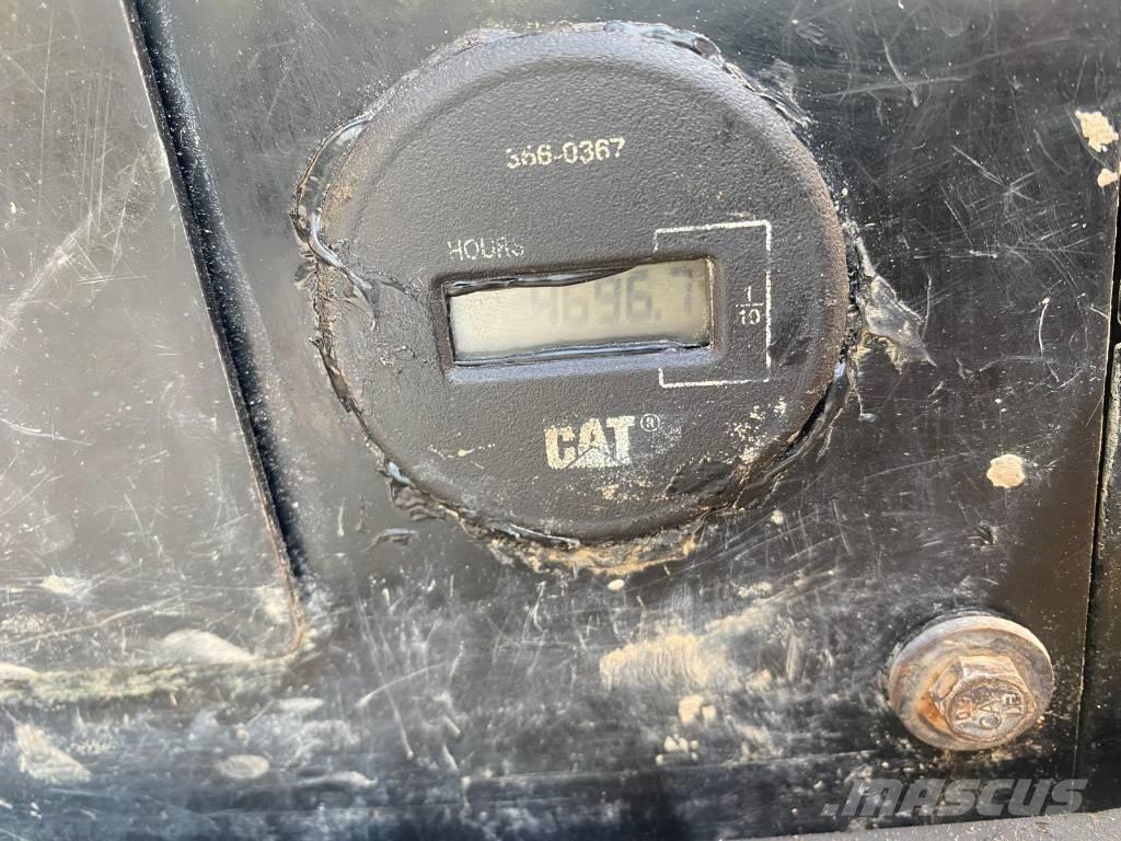 CAT 308 E 2 CR Midi excavators  7t - 12t