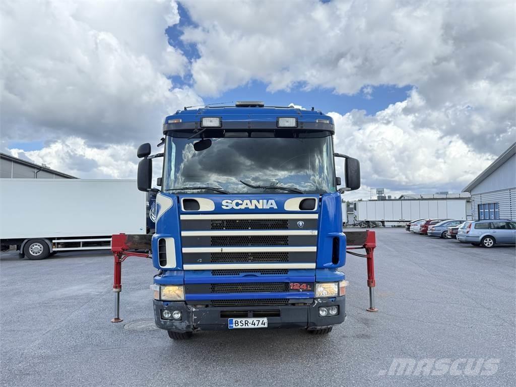 Scania R124 6X2 Crane trucks