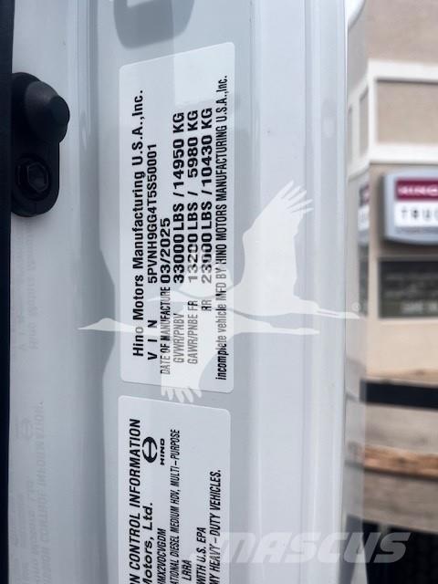 Hino XL7 Tractor Units