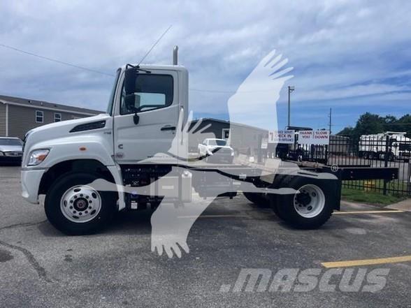 Hino XL7 Tractor Units