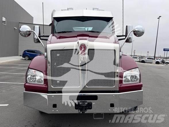 Kenworth T880 Tractor Units
