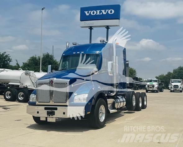 Kenworth T880 Tractor Units