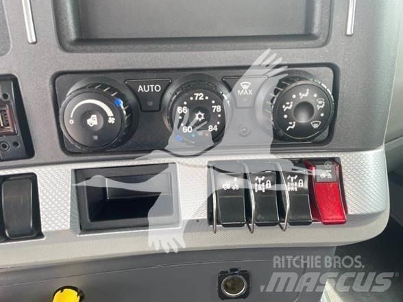 Kenworth T880 Tractor Units