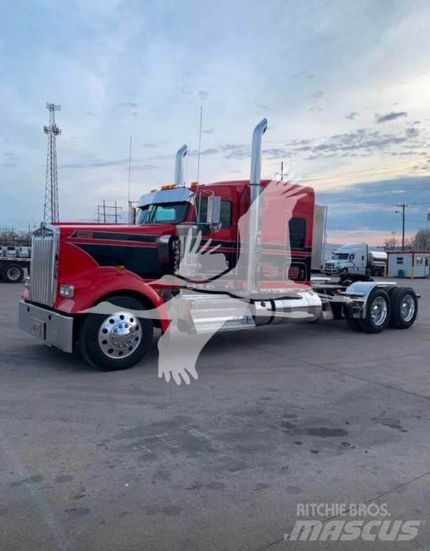 Kenworth W900 Tractor Units
