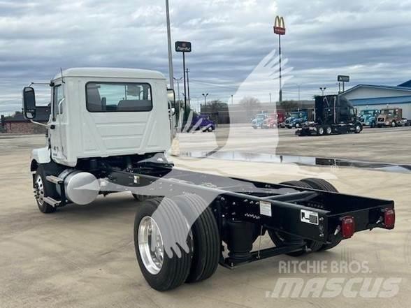 Mack MD6 Construction - Others