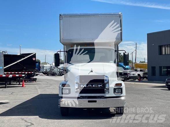 Mack MD6 Box body trucks