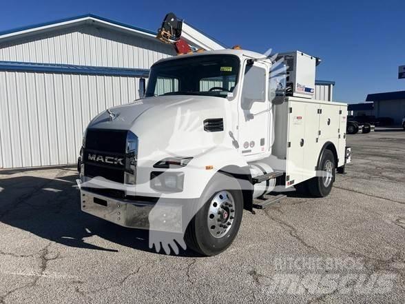 Mack MD6 Construction - Others