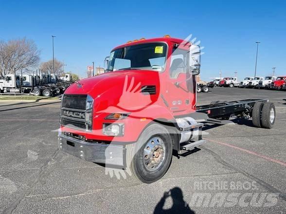 Mack MD6 Chassis Cab trucks