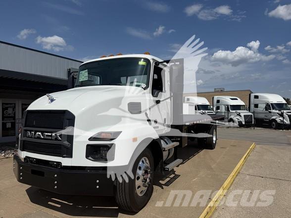 Mack MD6 Flatbed / Dropside trucks