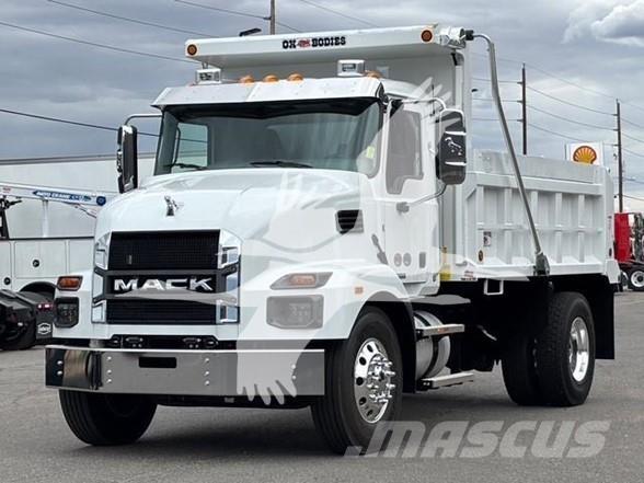 Mack MD6 Tipper trucks