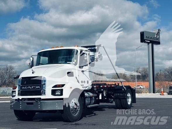 Mack MD7 Construction - Others