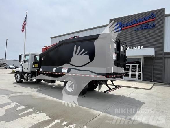 Mack MD7 Construction - Others