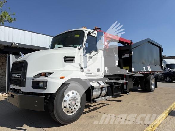 Mack MD7 Construction - Others