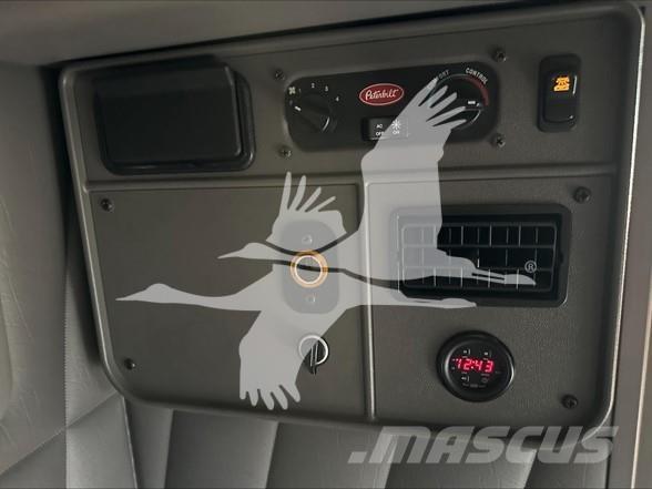 Peterbilt 389 Tractor Units