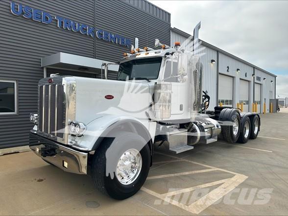 Peterbilt 389 Tractor Units