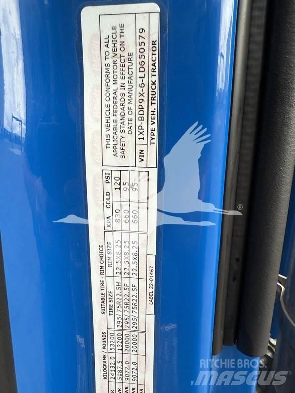 Peterbilt 579 Tractor Units
