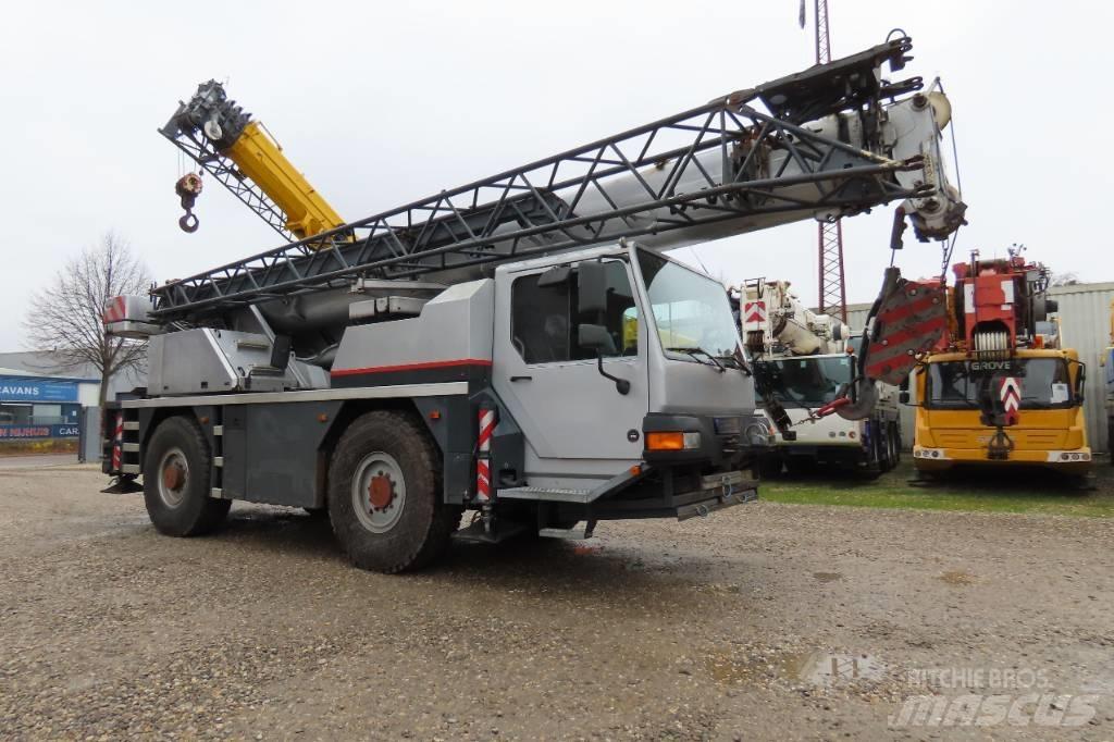 Liebherr LTM 1030/2 All terrain cranes