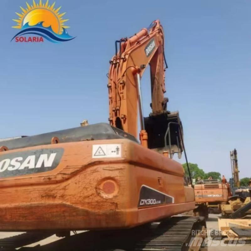 Doosan DX 300 Crawler excavators
