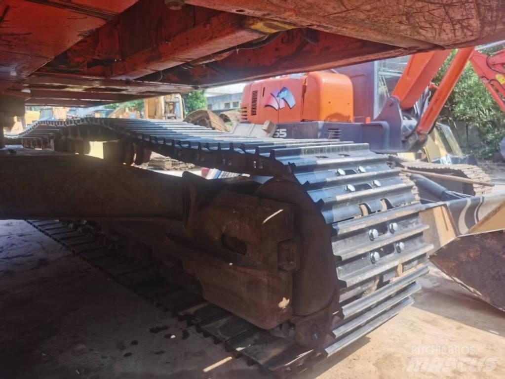Doosan DX 300 Crawler excavators