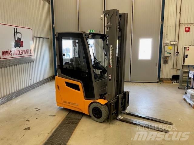 Jungheinrich EFG 215 Electric forklift trucks