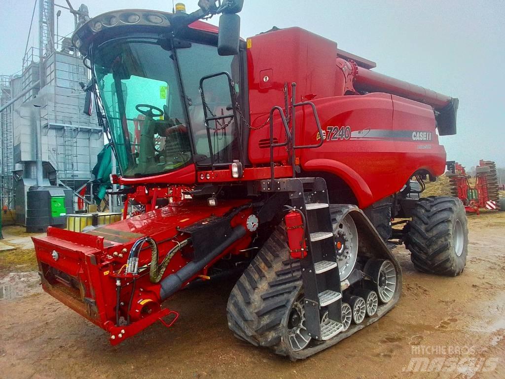 Case IH 7240 Combine harvesters