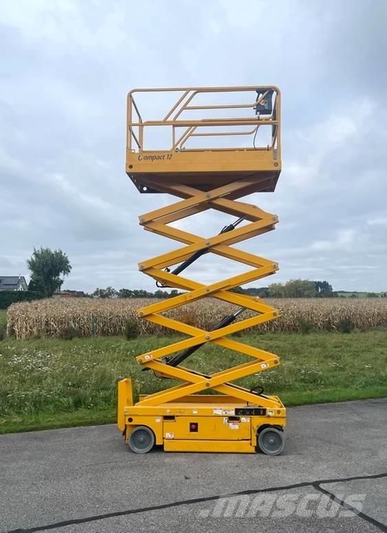 Haulotte Compact 12 Scissor lifts