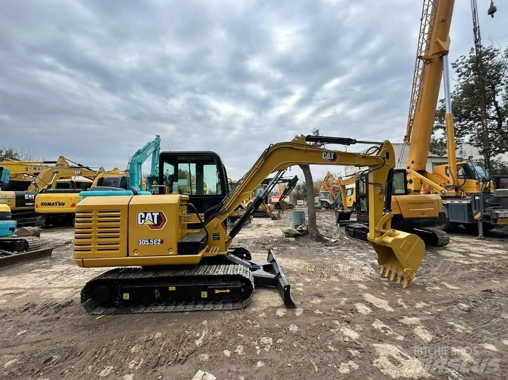 CAT 305.5E2 Crawler excavators