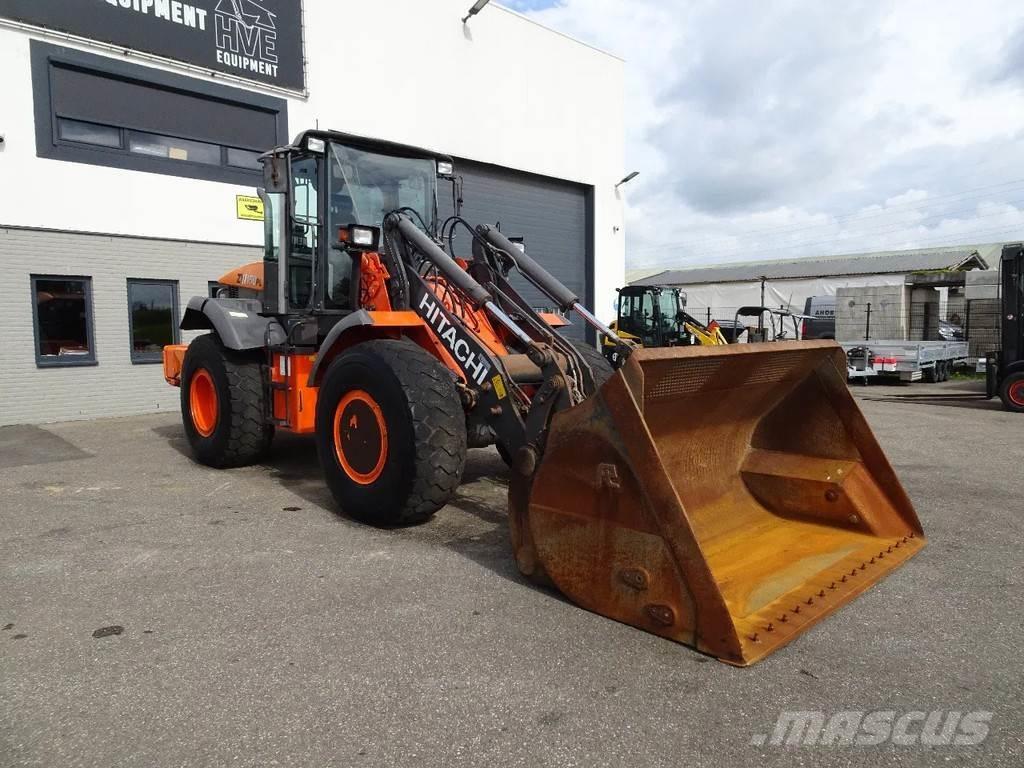 Hitachi ZW150 Wheel loaders