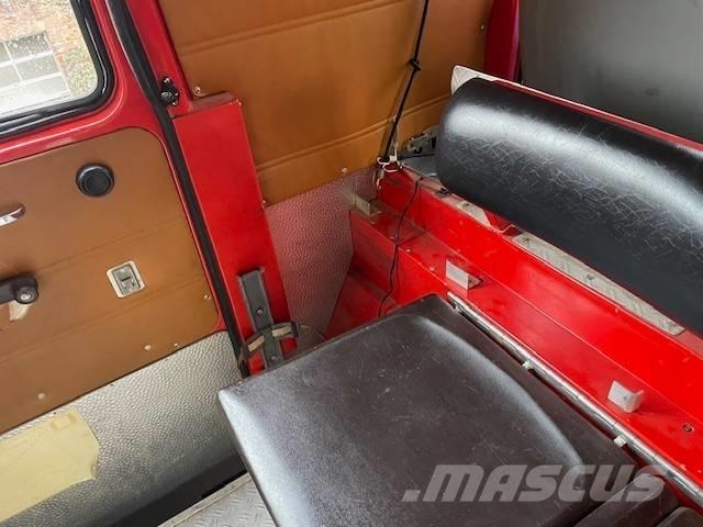 Magirus Deutz FL 16 Box body trucks