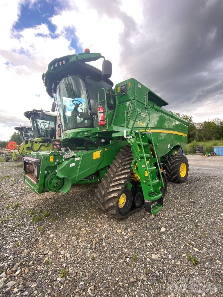 John Deere S790i Combine harvesters