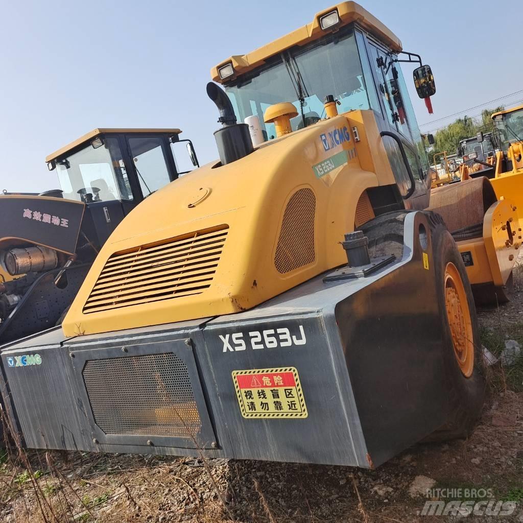 XCMG XS 263 J Single drum rollers