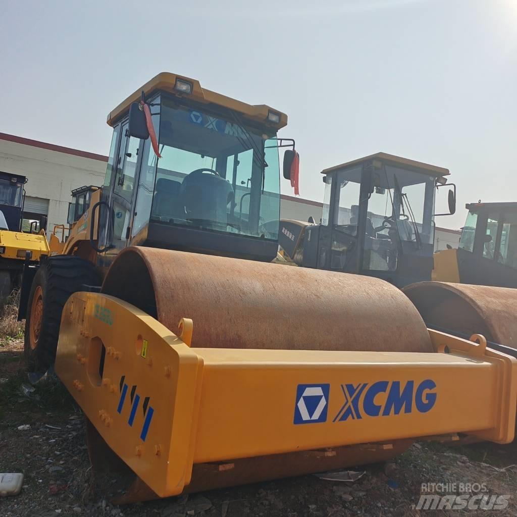 XCMG XS 263 J Single drum rollers