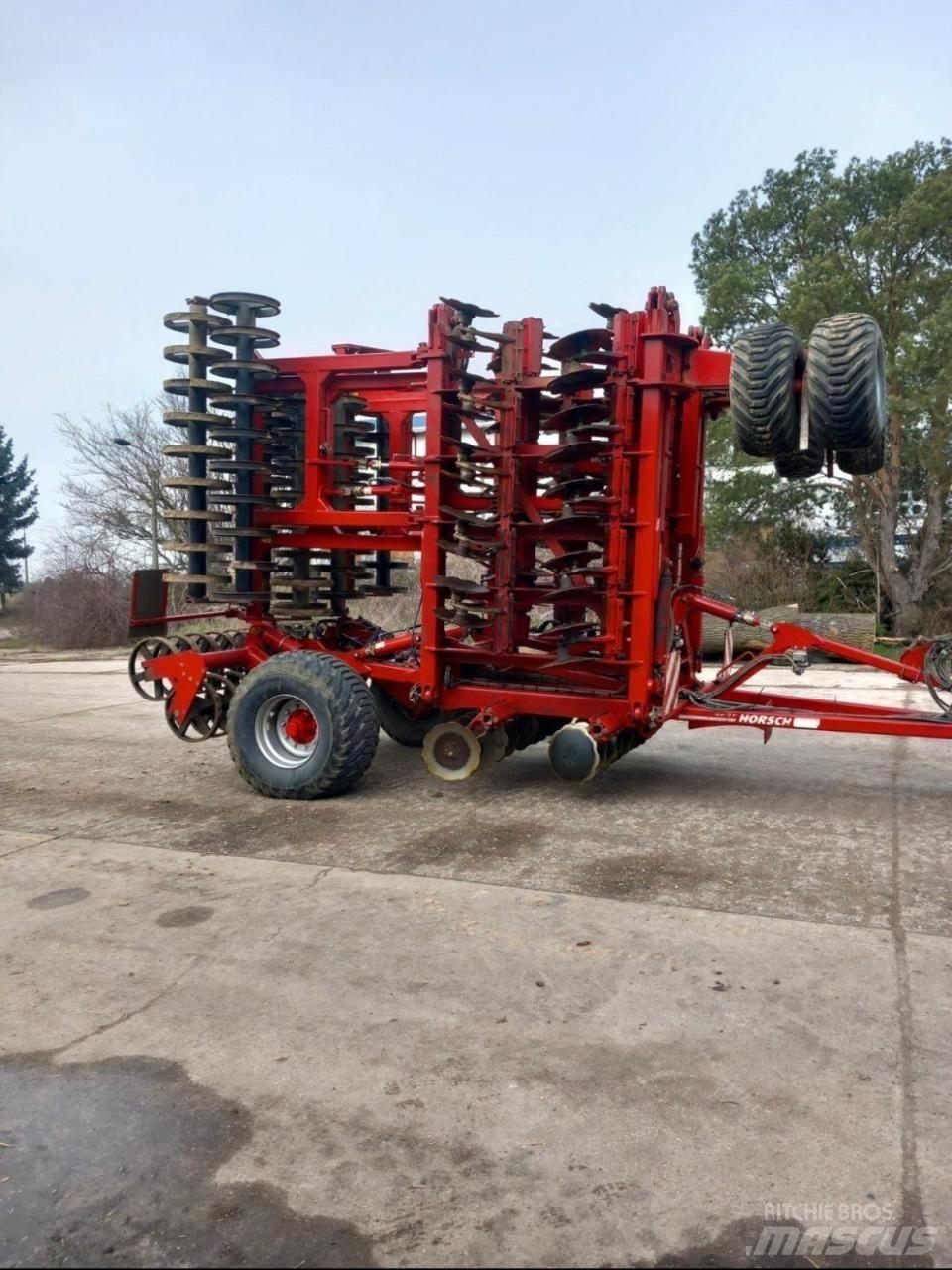 Horsch Joker 12 RT Disc harrows