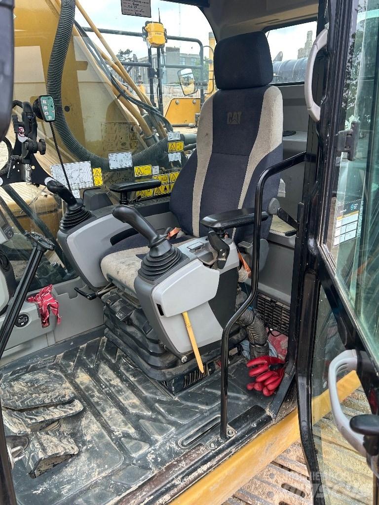 CAT 336F Crawler excavators