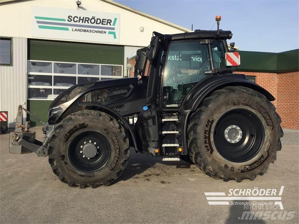 Valtra Q 305 Tractors
