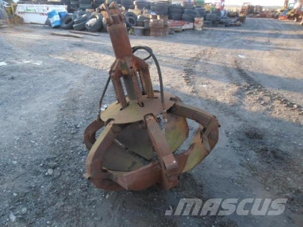  CHWYTAK DO ZŁOMU Backhoes